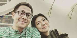 Dua Tahun Menikah Belum Dikaruniai Anak, Delon Thamrin: `Pacaran Terus`