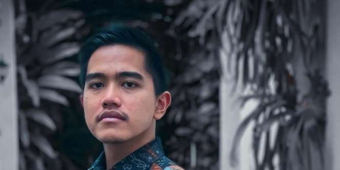 Beredar Foto Mirip Kaesang & Nadya Arifta di Mal, Reaksi Netizen Kini Berubah