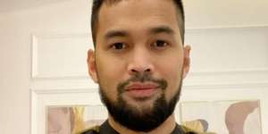 Sederet Jokes Receh Bapak-Bapak ala Teuku Wisnu, Bikin Ngakak
