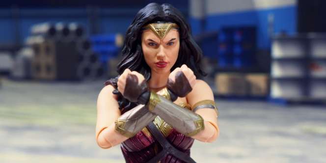 Brand Kosmetik Indonesia Kolaborasi dengan DC Comics Bikin Makeup Wonder Woman