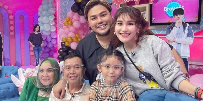 Heboh Ayah Rozak Minta Jatah Uang Bulanan Rp300 Juta, Jika Nikahi Ayu Ting Ting