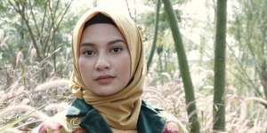 Masya Allah, Cantiknya Indah Permatasari Berhijab