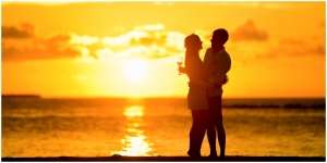70 Kata-kata Quotes Bucin yang Singkat Tapi Romantis, Auto Bikin Baper