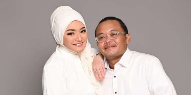 Mirip Banget dengan Sule, Pria Ini Sampai Dijambak Emak-Emak