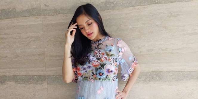 Selamat! Ovi Dian Melahirkan Anak Pertama
