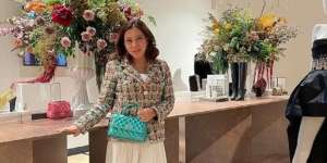 Tajirnya Melintir, Aspri Hotman Paris Beli Tas Mewah Rp1 Miliar