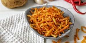 Lauk Makanan Praktis yang Penting Distok Saat PPKM Darurat