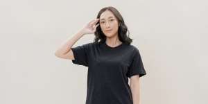 Tips Padu Padan Kaus Polos untuk Tampilan Lebih Stylish