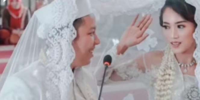 Cerita Kocak Sepasang Sahabat yang Berujung Ijab Kabul