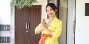 Pamer Pole Dance, Bentuk Tubuh Vanessa Angel Disorot