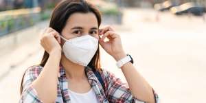 Dear Warga +62, Dapat Tips Hemat Masker dari Pakar Kesehatan AS