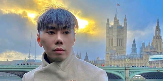 Penyesalan Roy Kiyoshi Pernah Ikuti Model Dagu Lancip Karakter Anime