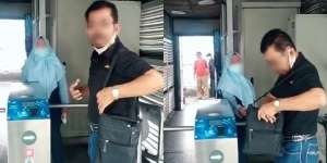 Viral Penumpang Salah Pakai Masker Dilarang Naik TransJakarta