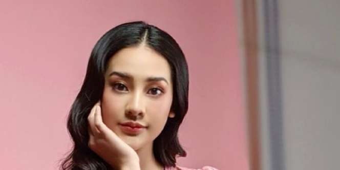 5 Artis yang Sering Jadi Sasaran Haters Karena Pakaian Mengumbar Aurat