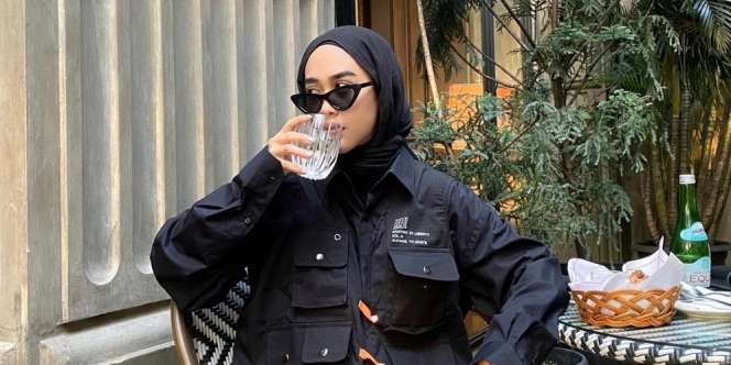 Inspirasi Gaya Swag ala Selebgram Hijab Intan Khasanah