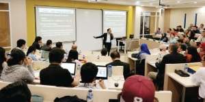 Bukti Konsistensi IPMI International Business School di Masa Pandemi
