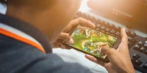 Sebentar Lagi Dirilis, Oppo Reno6 Siap Manjakan Gamers