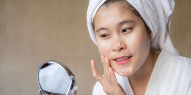 Amankah Memakai Concealer sebagai Pengganti Foundation?