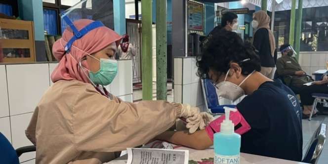 Gerak Relawan dan BSI Dorong Vaksinasi Anak Milenial