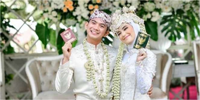Rizki DA dan Nadya Mustika Rayakan Ulang Tahun Pernikahan, Netizen Baper