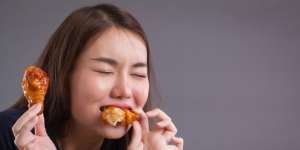 Menu Unik Chicken Wings Pakai Daun Cilantro, Mau Coba?