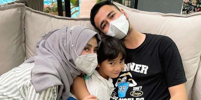 Wasiat Ayah Raffi Ahmad Sehari Sebelum Meninggal yang Kini Jadi Kenyataan