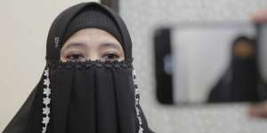 Innalillahi, Peggy Melati Sukma Bawa Kabar Duka Meninggalnya Seorang Ulama