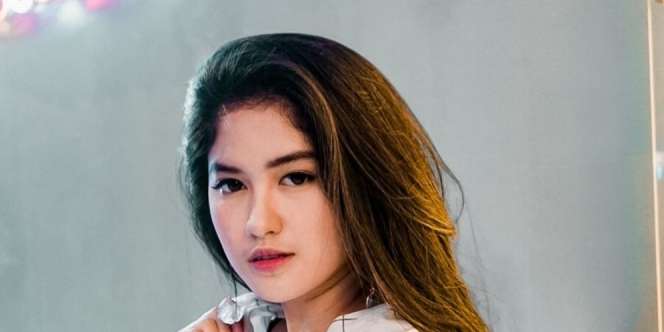 Jagonya Peran Jahat di Sinetron, Ini 6 Fakta Ochi Rosdiana di Kehidupan Asli