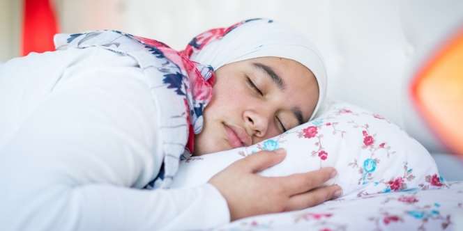 5 Tips Mengatasi Dengkuran Saat Tidur