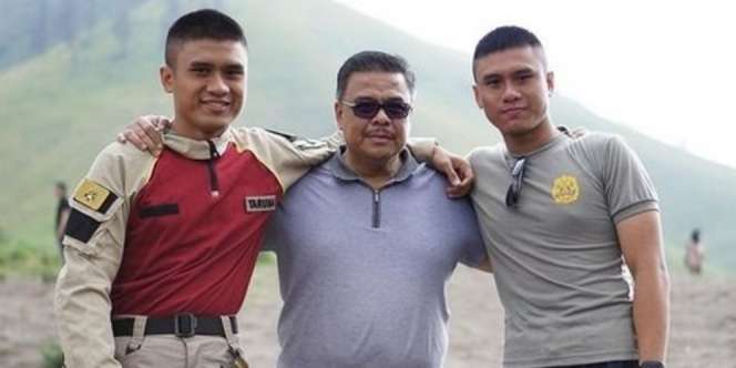Ayah Perwira Polisi Kembar Ini Bukan Orang Sembarangan