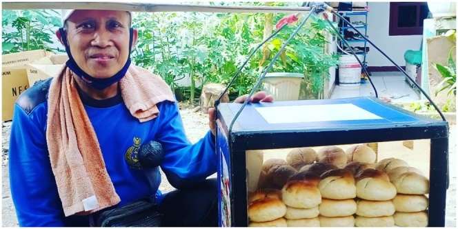 Cuma Dijual Rp1.000, Kelezatan Roti Bapak Penjual Ini Bikin Heboh Twitter