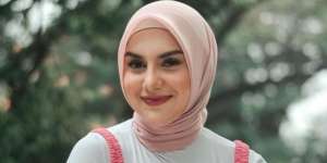 3 Tutorial Kerudung Simpel Versi Irish Bella