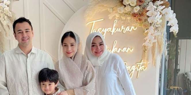 Heboh Rieta Amalia Pamer Foto Jadul Bareng Raffi Ahmad Saat PDKT ke Nagita