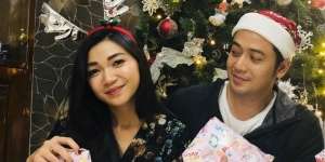 Pesona Cyndyana Lorens, Adik Kriss Hatta yang Baru Jadi Mualaf