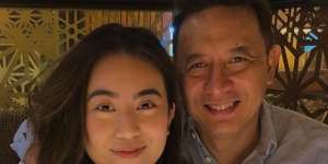 5 Pesona Casey Rebecca, Putri Semata Wayang Sonny Tulung