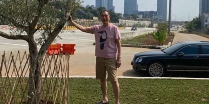 Miliarder Ini Cari Tukang Semir Sepatu yang Tolong Nyawanya di Dekat Istiqlal