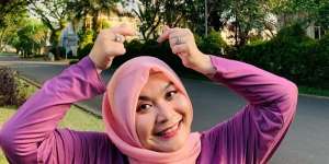 Potret Terbaru Ulfa Dwiyanti yang Awet Muda dan Tetap Konyol