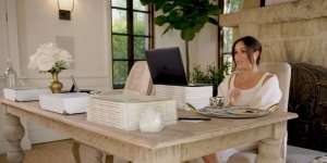 Interior Home Office Meghan Markle Bernuansa Klasik nan Mewah
