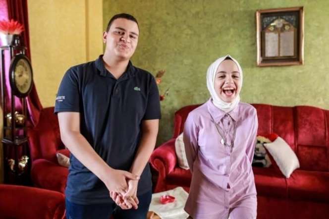 Salut! Dihujani Bom dan Rudal, Dua Pelajar Palestina Raih Nilai Tertinggi