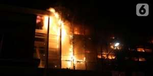 Fakta Dokter Cantik Bakar Rumah Pacar di Tangerang yang Tewaskan 3 Orang