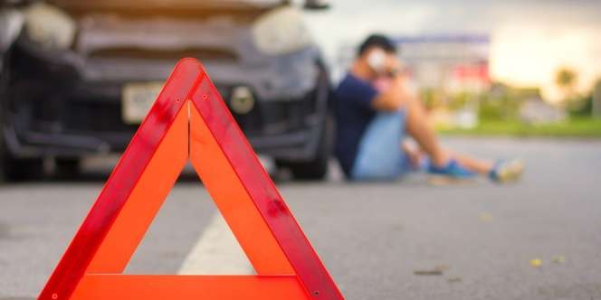 Diduga Takut Loyo Pas Nanjak, Mobil Ditarik 7 Warga Bak Giring Bak Sapi Ternak