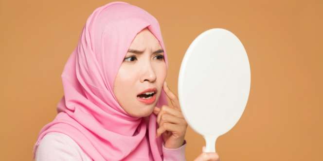 Trik Samarkan Noda Hitam dengan 3 Bahan Alami