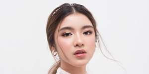 Koleksi Aksesoris Rambut Tiara Andini, Harga Jepitnya Rp1,1 Juta