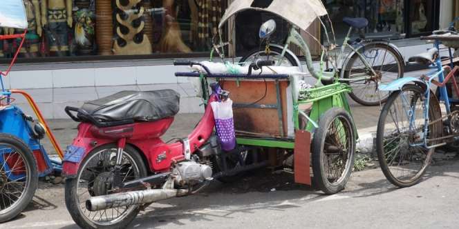 Tega! Becak Motor Kakek Ini Dibawa Kabur Penumpangnya