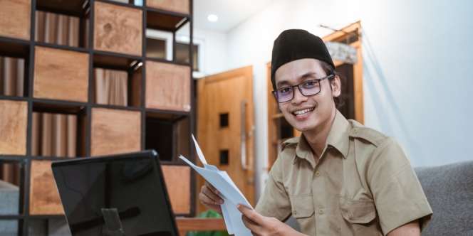 Kabar Gembira untuk PNS, Tahun Depan Tetap Dapat THR dan Gaji ke-13