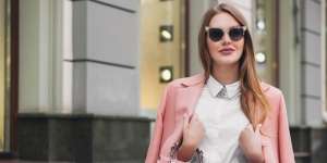 4 Cara Styling Kemeja Putih Agar Tak Mononton