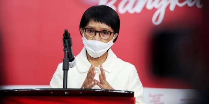 Menlu: Negara Lain Buktikan Vaksinasi Kurangi Kasus Aktif dan Kematian Covid-19