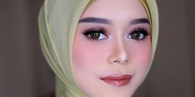 Makeup Lesti Hancur Saat Siraman Viral di Kalangan MUA