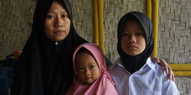 Kisah Getir Ibu Tunggal Jadi Tulang Punggung Keluarga dari Jualan Galon