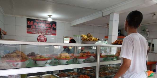 Jakarta Terapkan PPKM Level 3, Makan di Warteg Kini 30 Menit